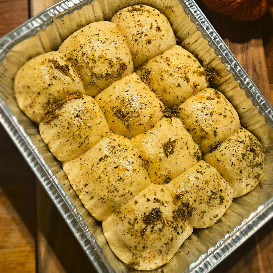 Garlic & Parmesan Sourdough Pull Apart Rolls